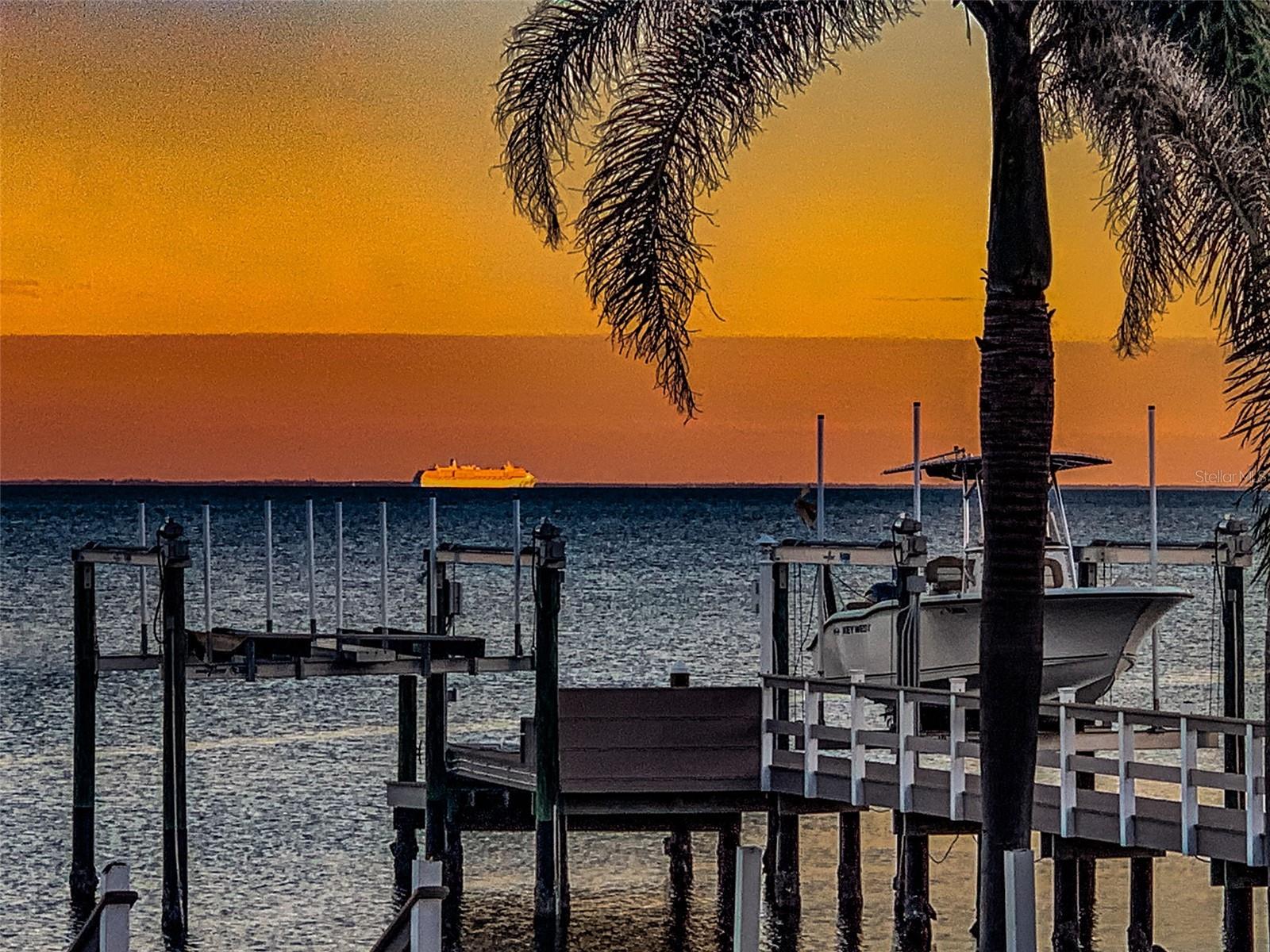 4419 BAYSHORE BLVD NE, ST PETERSBURG, FL, 33703