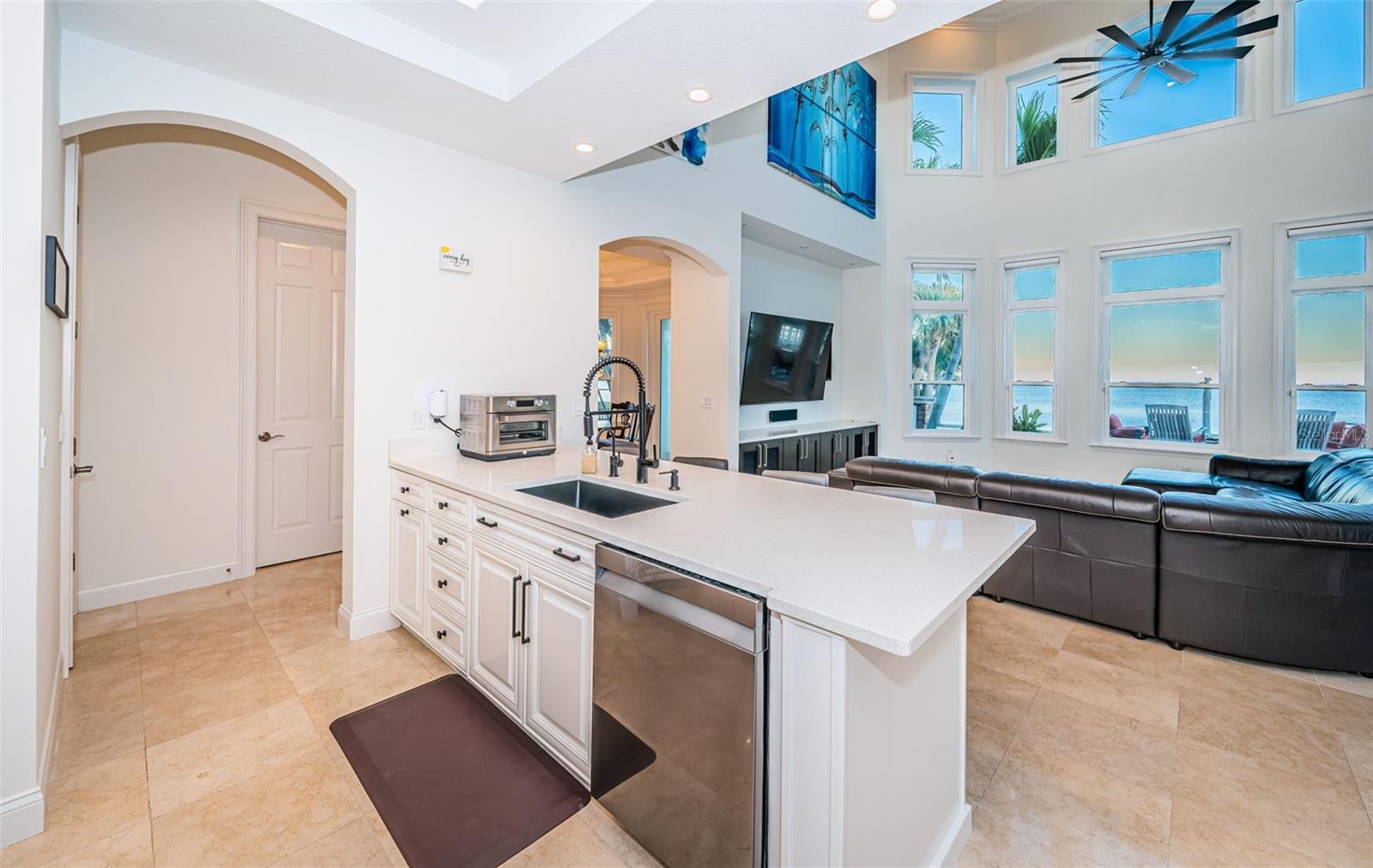 4419 BAYSHORE BLVD NE, ST PETERSBURG, FL, 33703