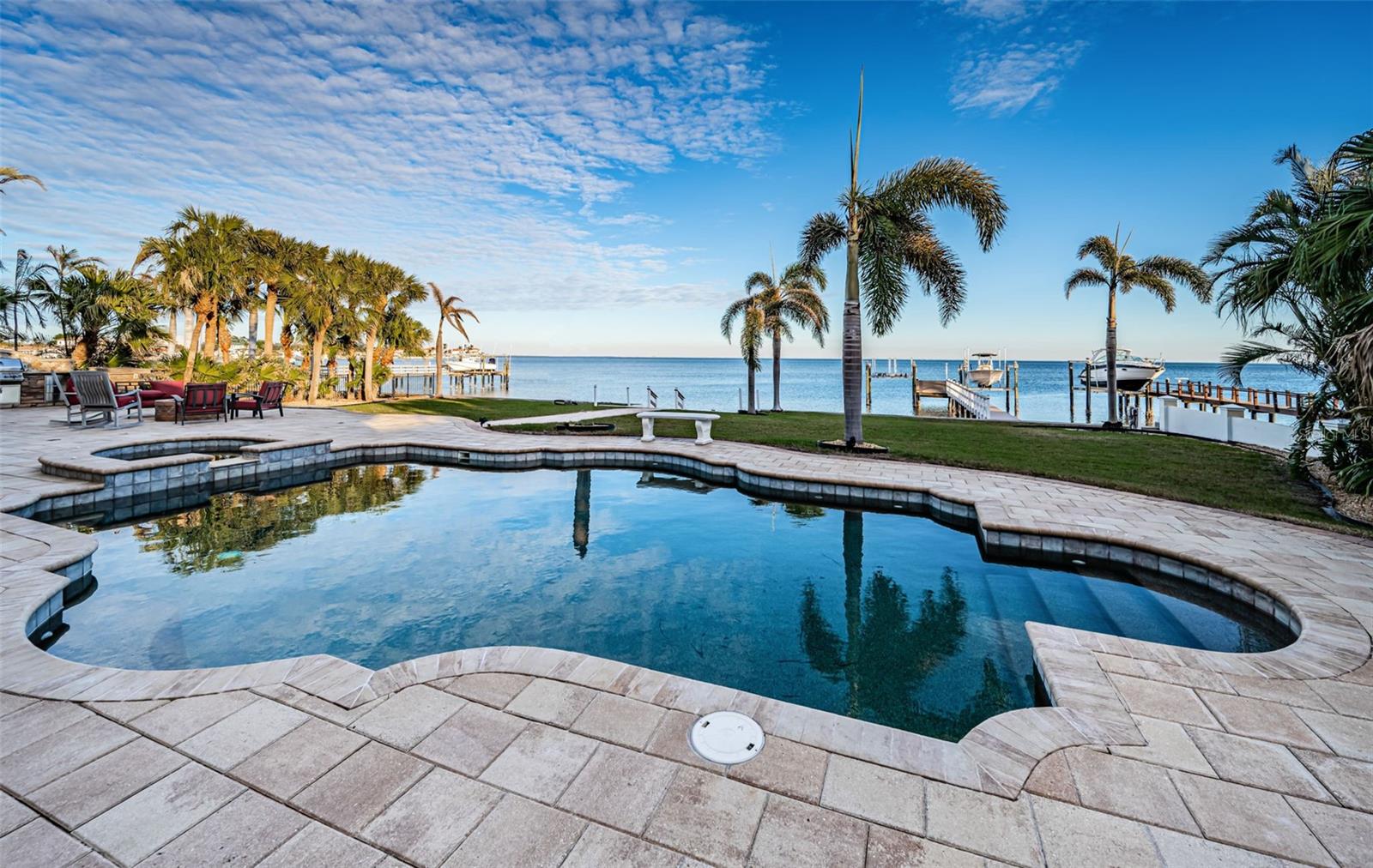 4419 BAYSHORE BLVD NE, ST PETERSBURG, FL, 33703