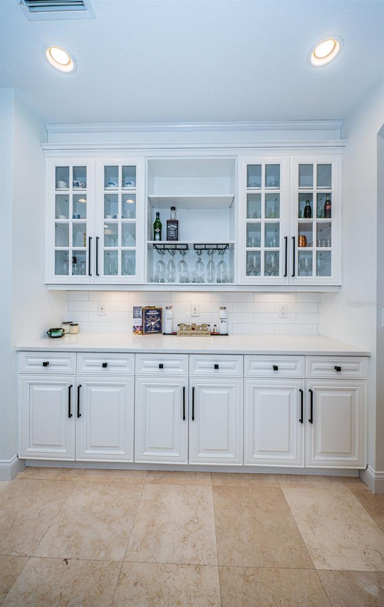 4419 BAYSHORE BLVD NE, ST PETERSBURG, FL, 33703