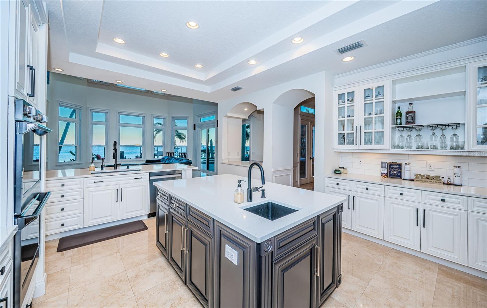 4419 BAYSHORE BLVD NE, ST PETERSBURG, FL, 33703