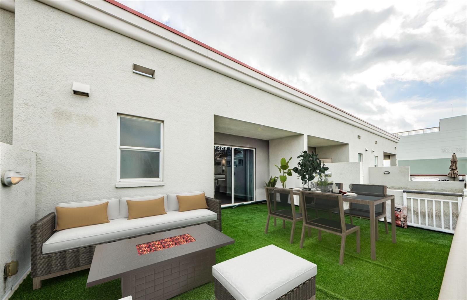 1002 CHANNELSIDE DR #3C, TAMPA, FL, 33602