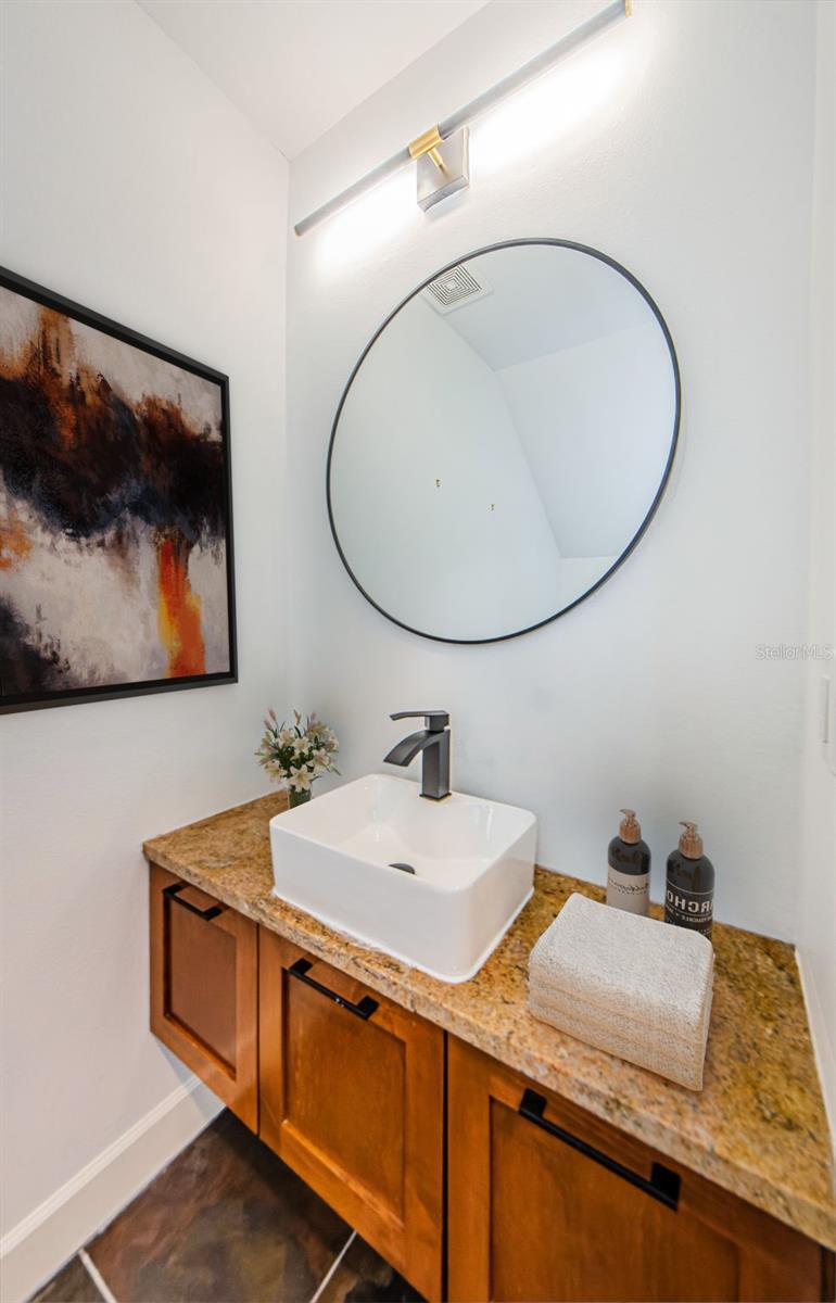 1002 CHANNELSIDE DR #3C, TAMPA, FL, 33602