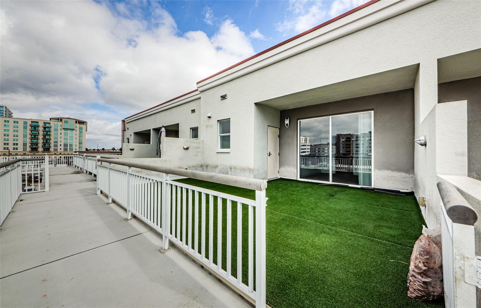 1002 CHANNELSIDE DR #3C, TAMPA, FL, 33602