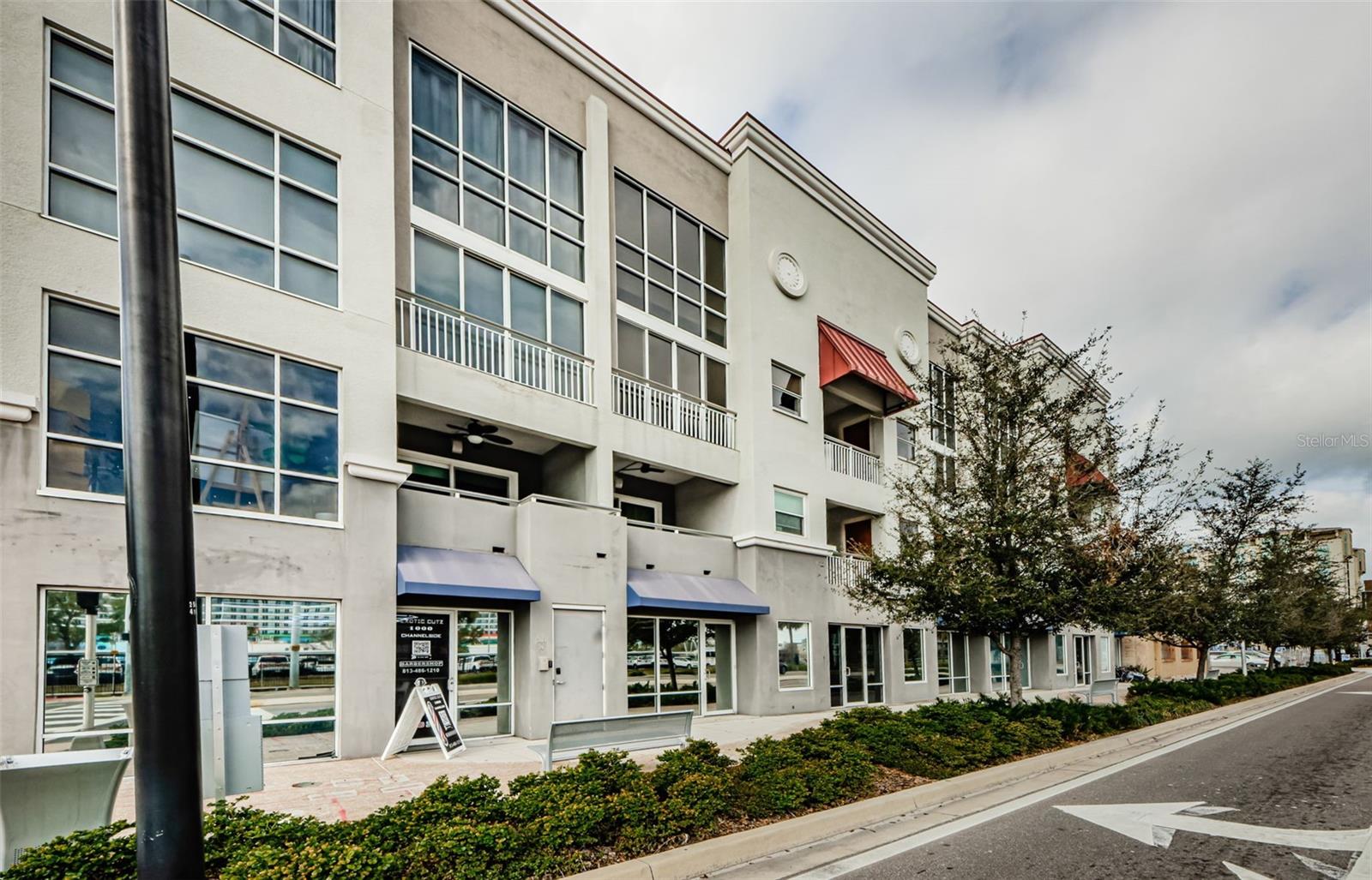 1002 CHANNELSIDE DR #3C, TAMPA, FL, 33602