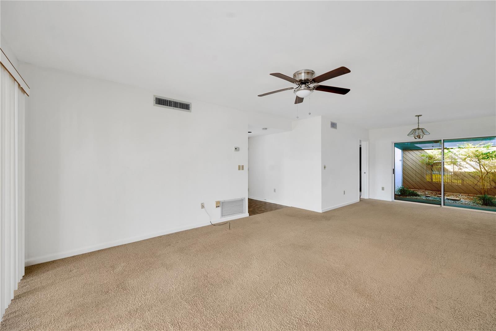 14221 CYPRESS CIR #14221, TAMPA, FL, 33618