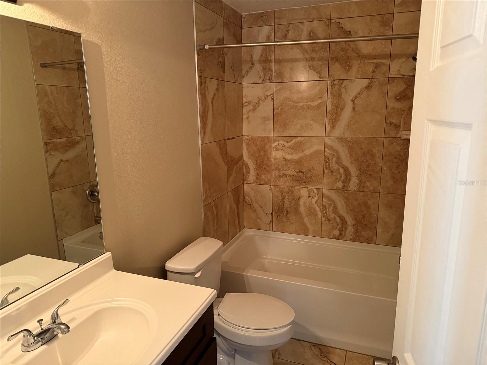 110 S MARY ST #2, EUSTIS, FL, 32726