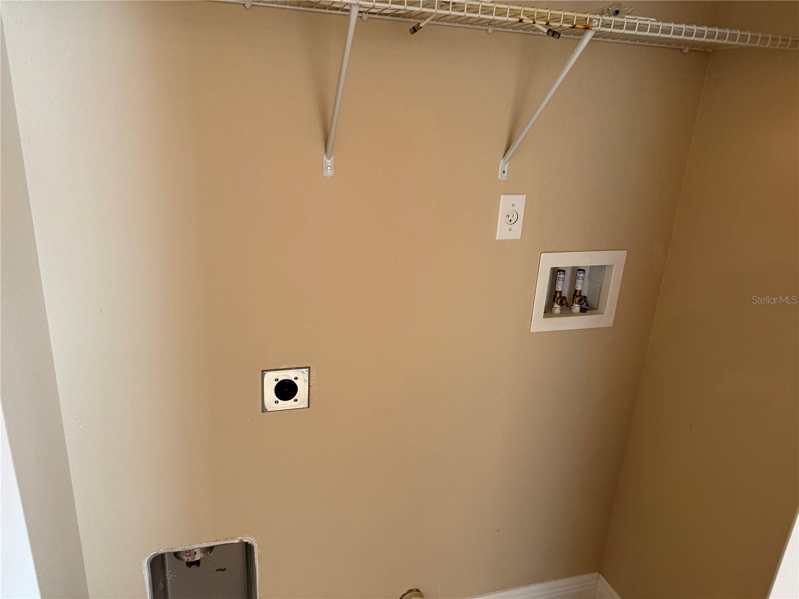 110 S MARY ST #2, EUSTIS, FL, 32726