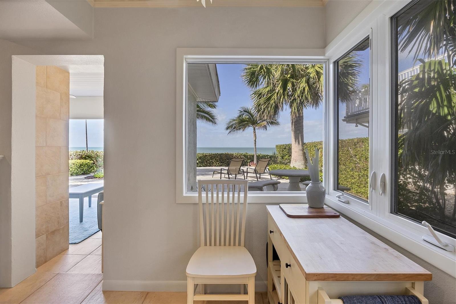 325 CASEY KEY RD, NOKOMIS, FL, 34275