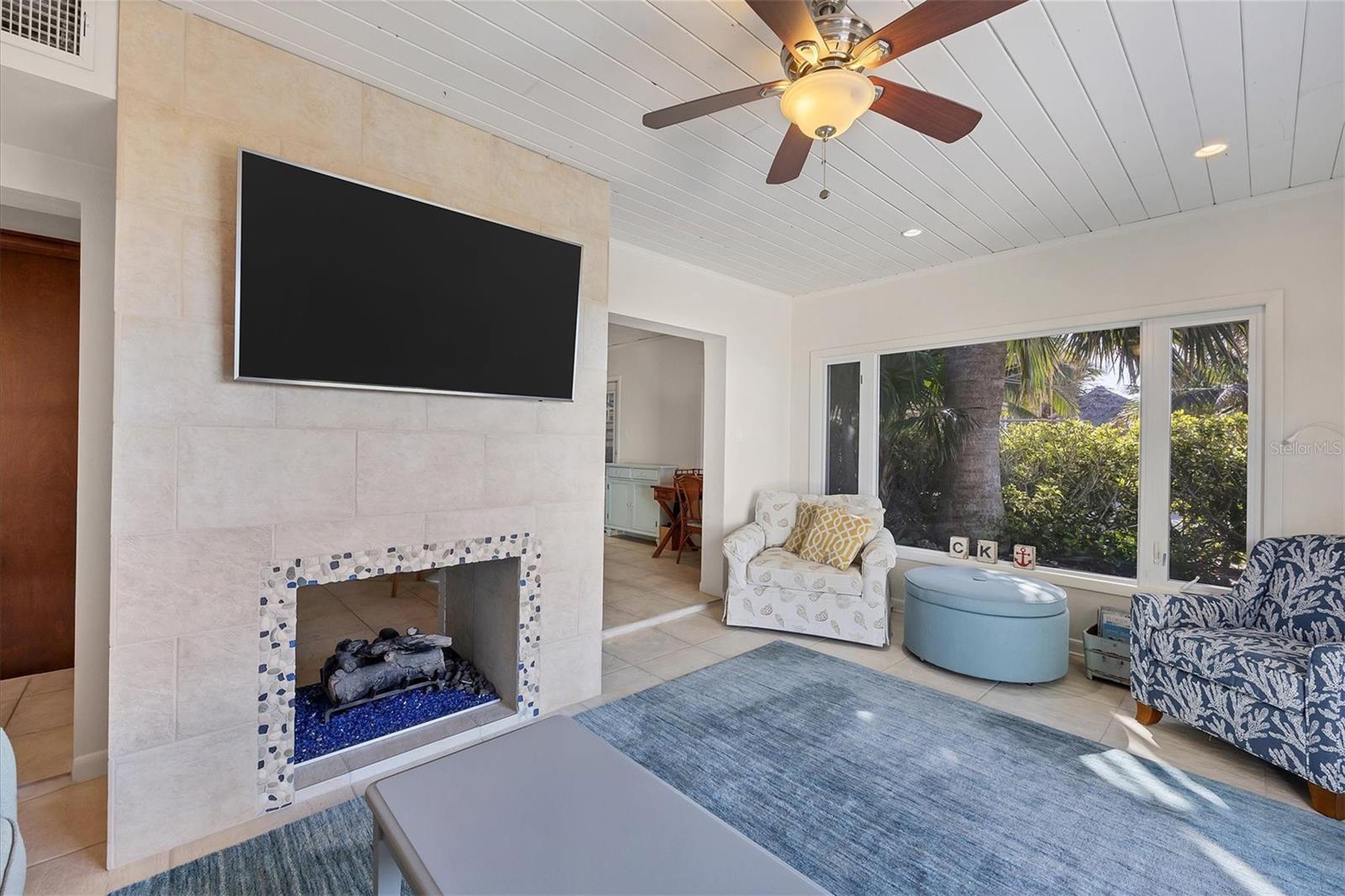 325 CASEY KEY RD, NOKOMIS, FL, 34275