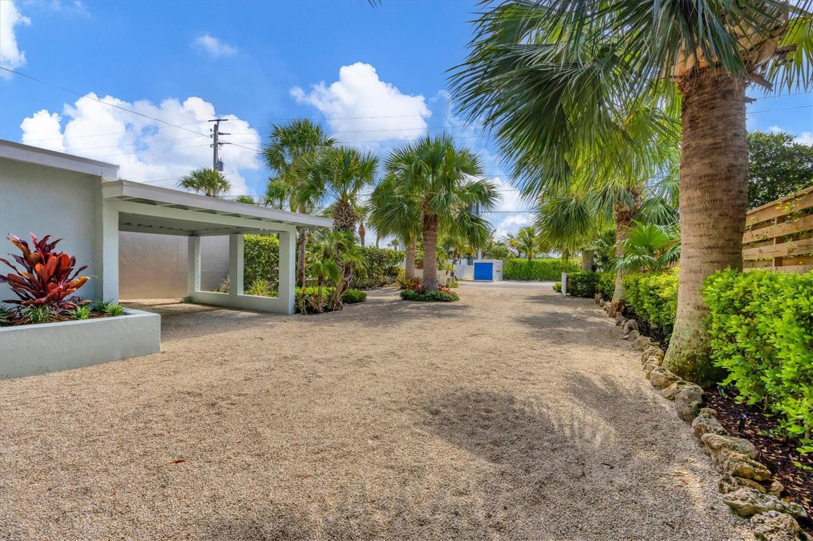 325 CASEY KEY RD, NOKOMIS, FL, 34275