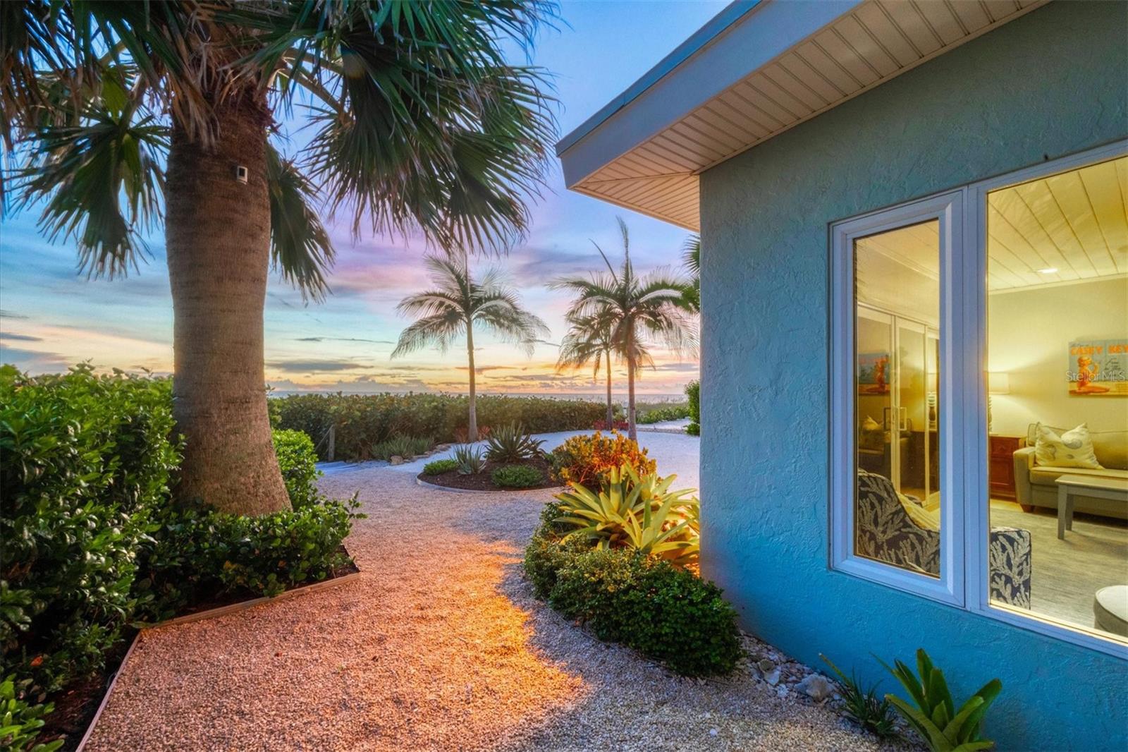 325 CASEY KEY RD, NOKOMIS, FL, 34275