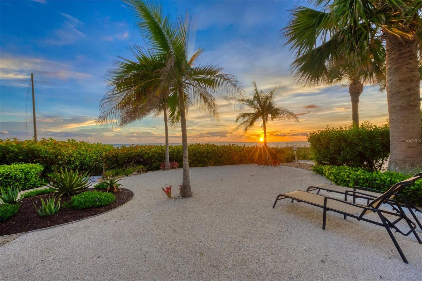325 CASEY KEY RD, NOKOMIS, FL, 34275