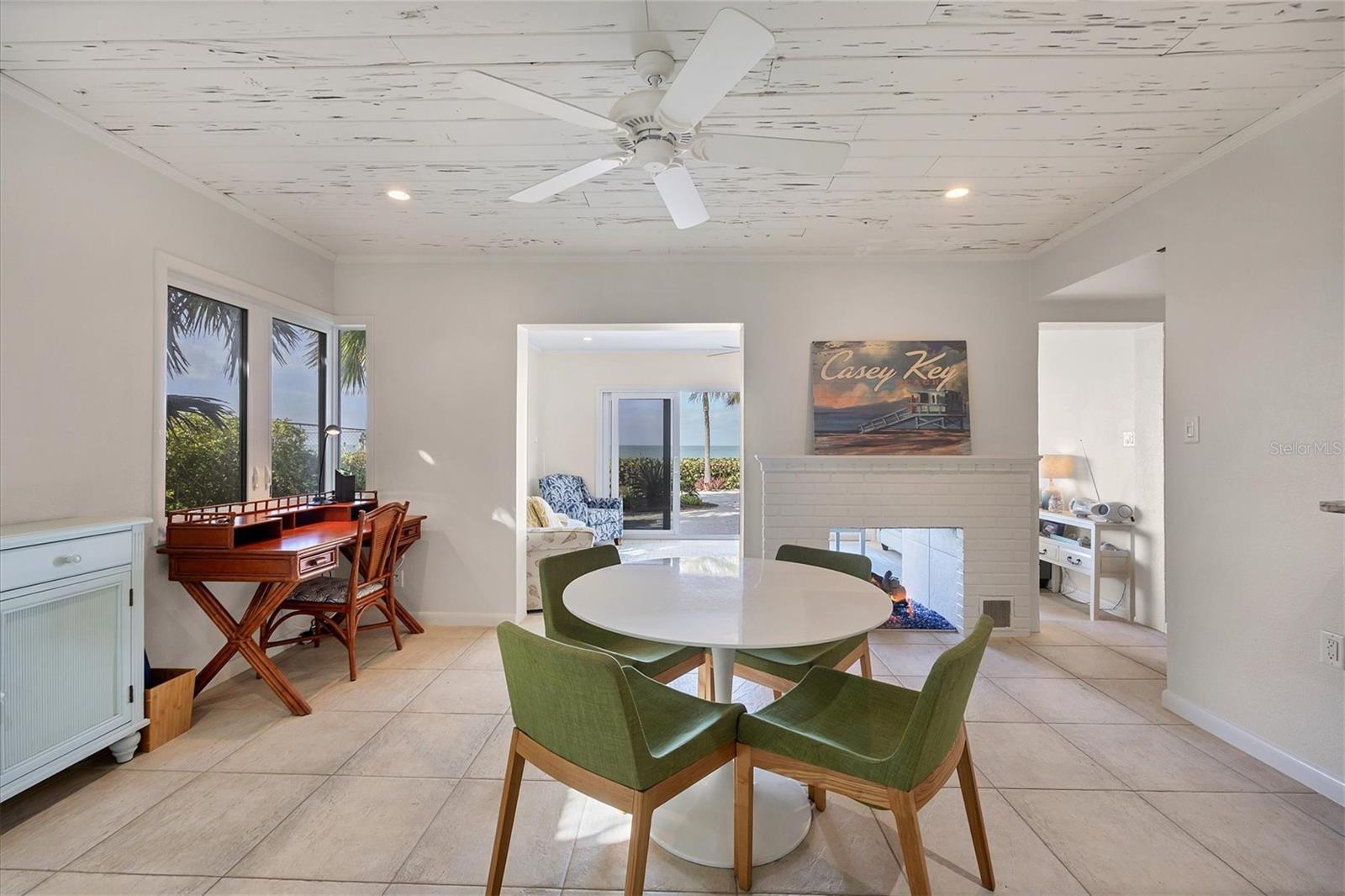 325 CASEY KEY RD, NOKOMIS, FL, 34275