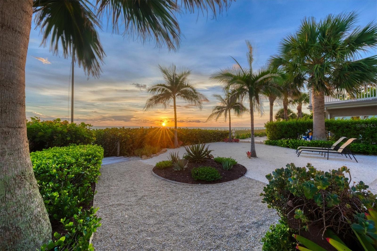 325 CASEY KEY RD, NOKOMIS, FL, 34275