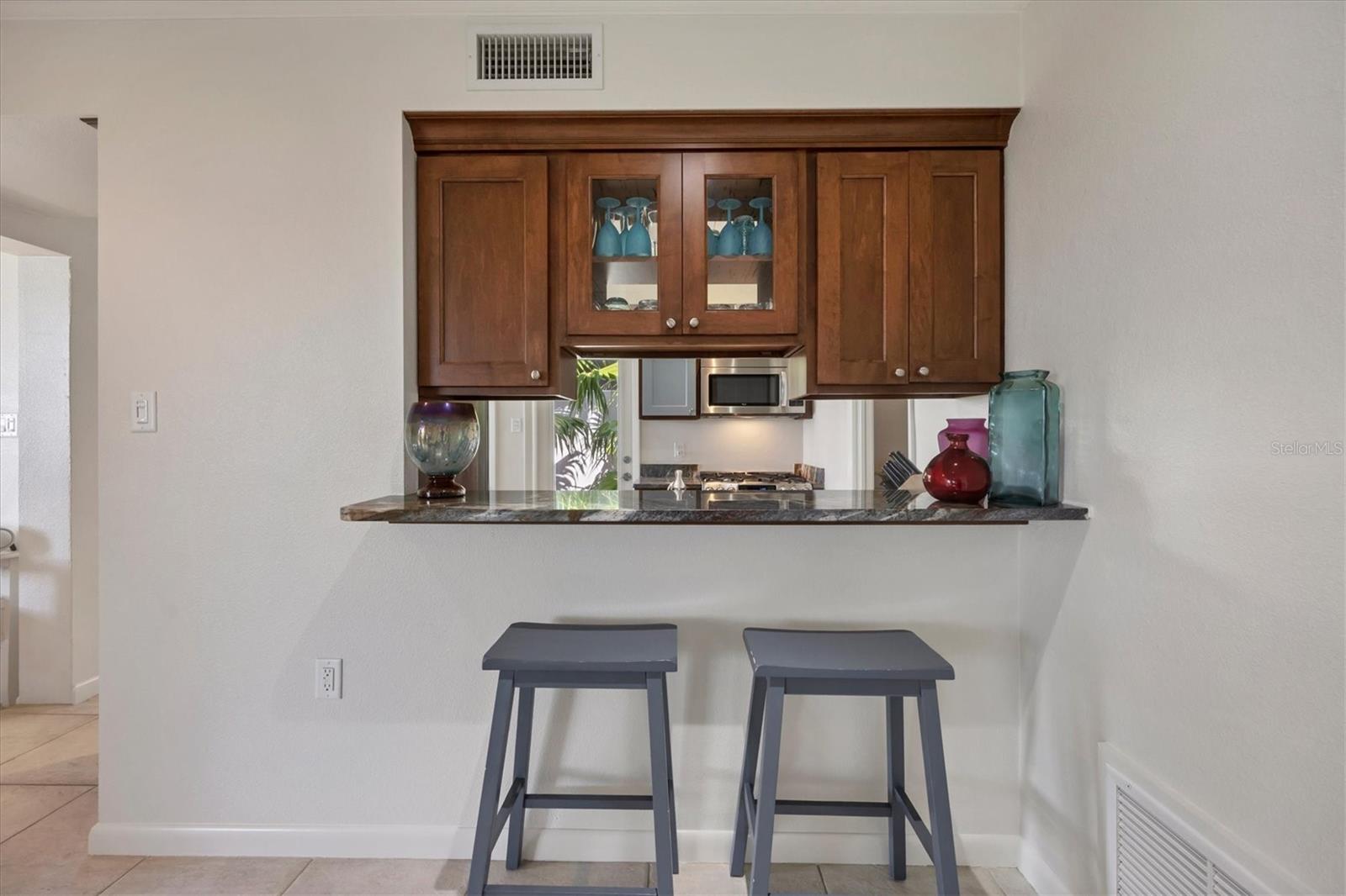 325 CASEY KEY RD, NOKOMIS, FL, 34275