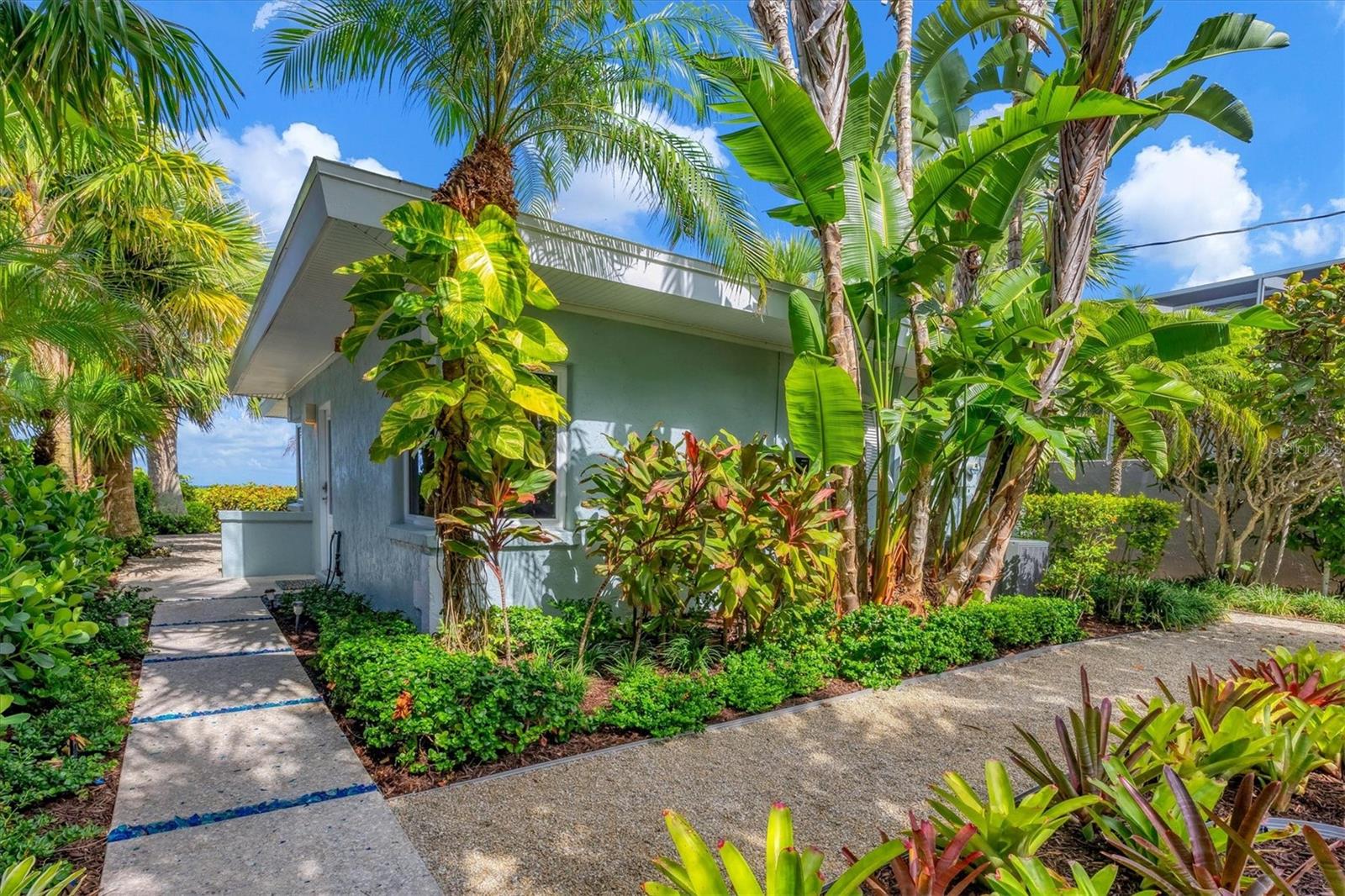 325 CASEY KEY RD, NOKOMIS, FL, 34275
