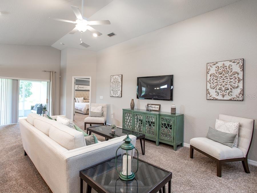 1048 MOUNTAIN FLOWER, DAVENPORT, FL, 33837