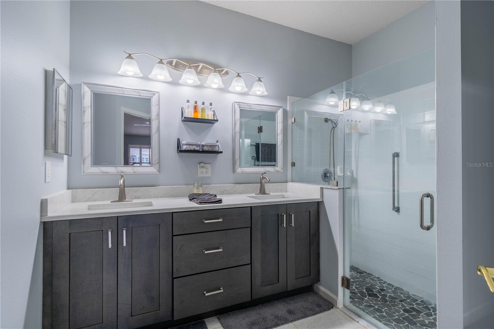 2308 OLIVE BRANCH DR, SUN CITY CENTER, FL, 33573