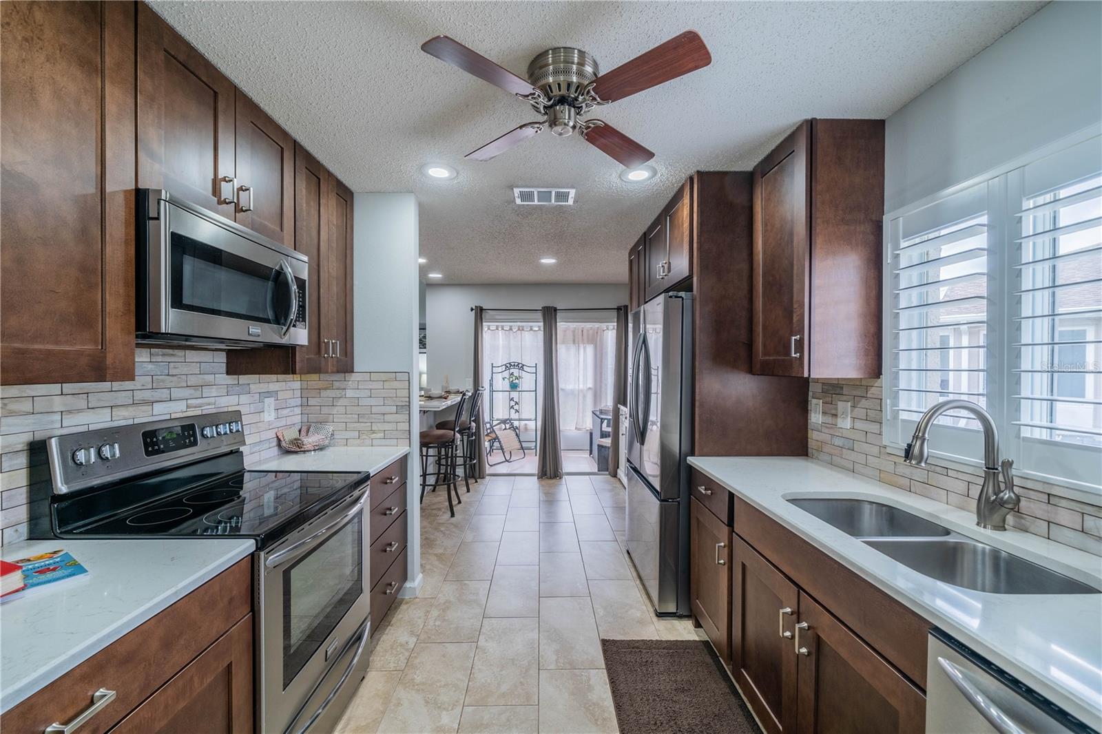 2308 OLIVE BRANCH DR, SUN CITY CENTER, FL, 33573