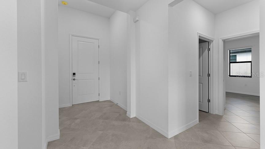 2009 GARDENIA AVE, PORT CHARLOTTE, FL, 33953