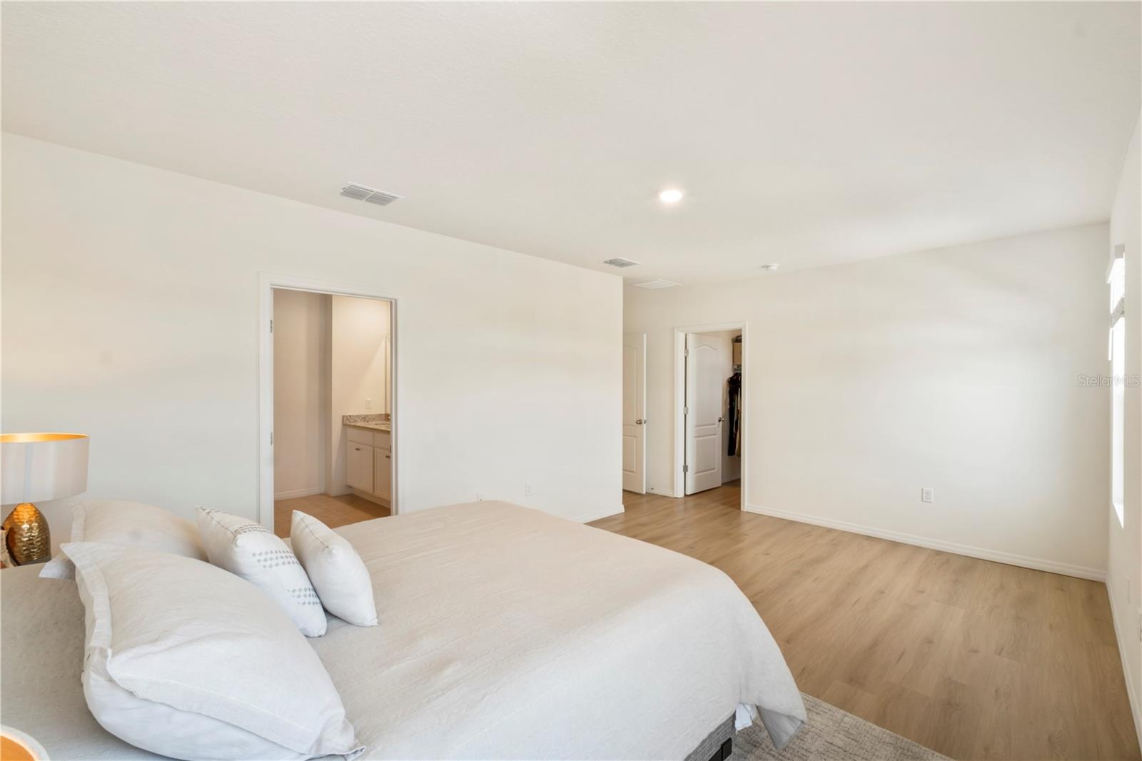 2630 ANGEL FALLS DR, DAVENPORT, FL, 33837