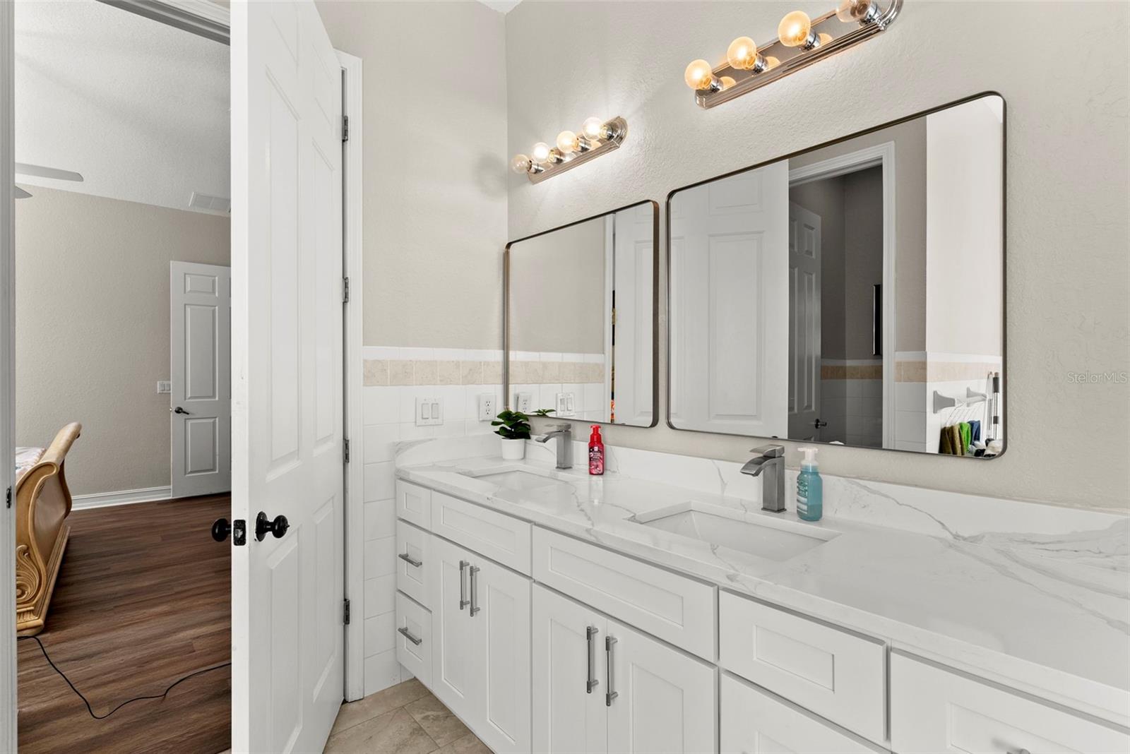 8235 GULF WAY, HUDSON, FL, 34667