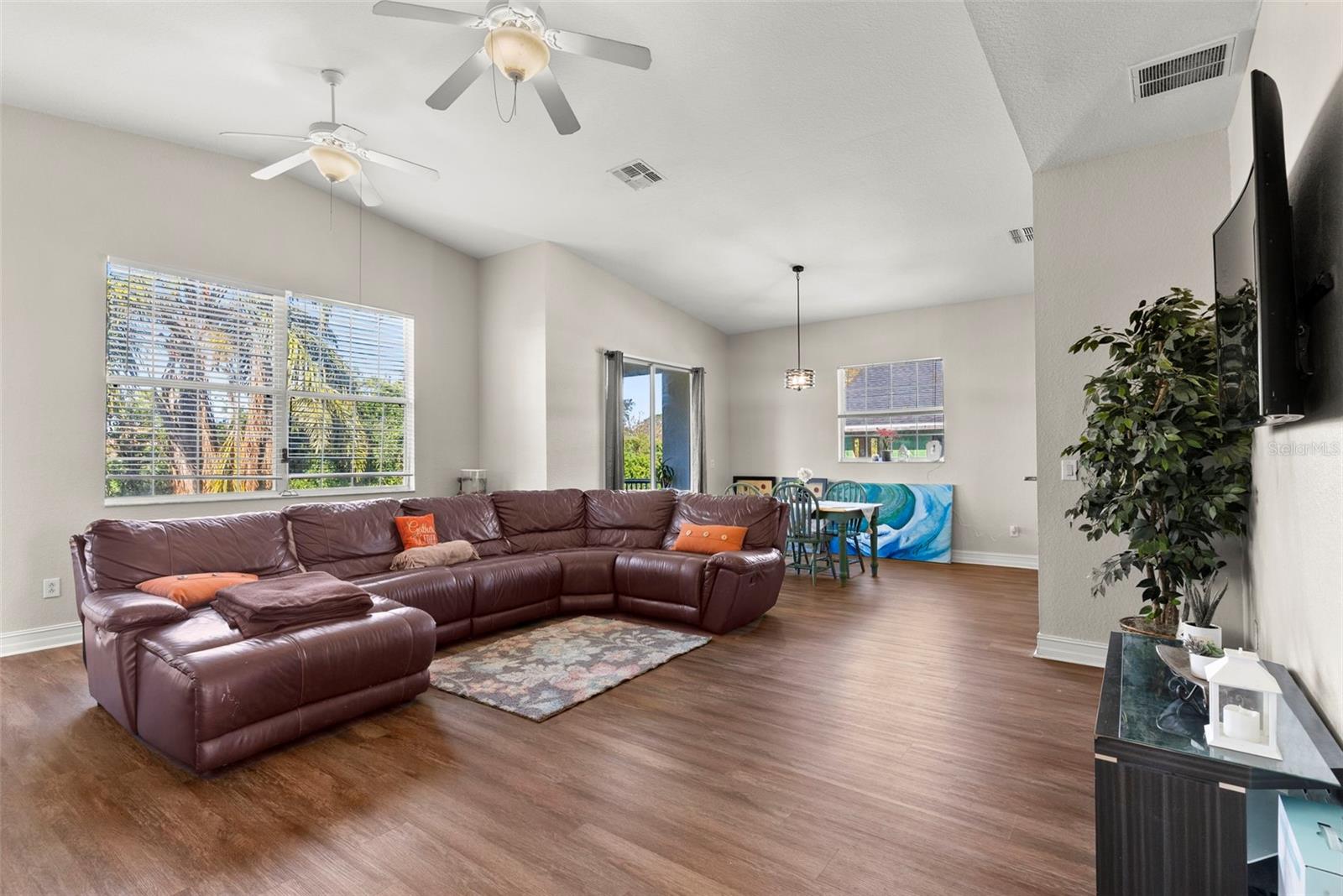 8235 GULF WAY, HUDSON, FL, 34667
