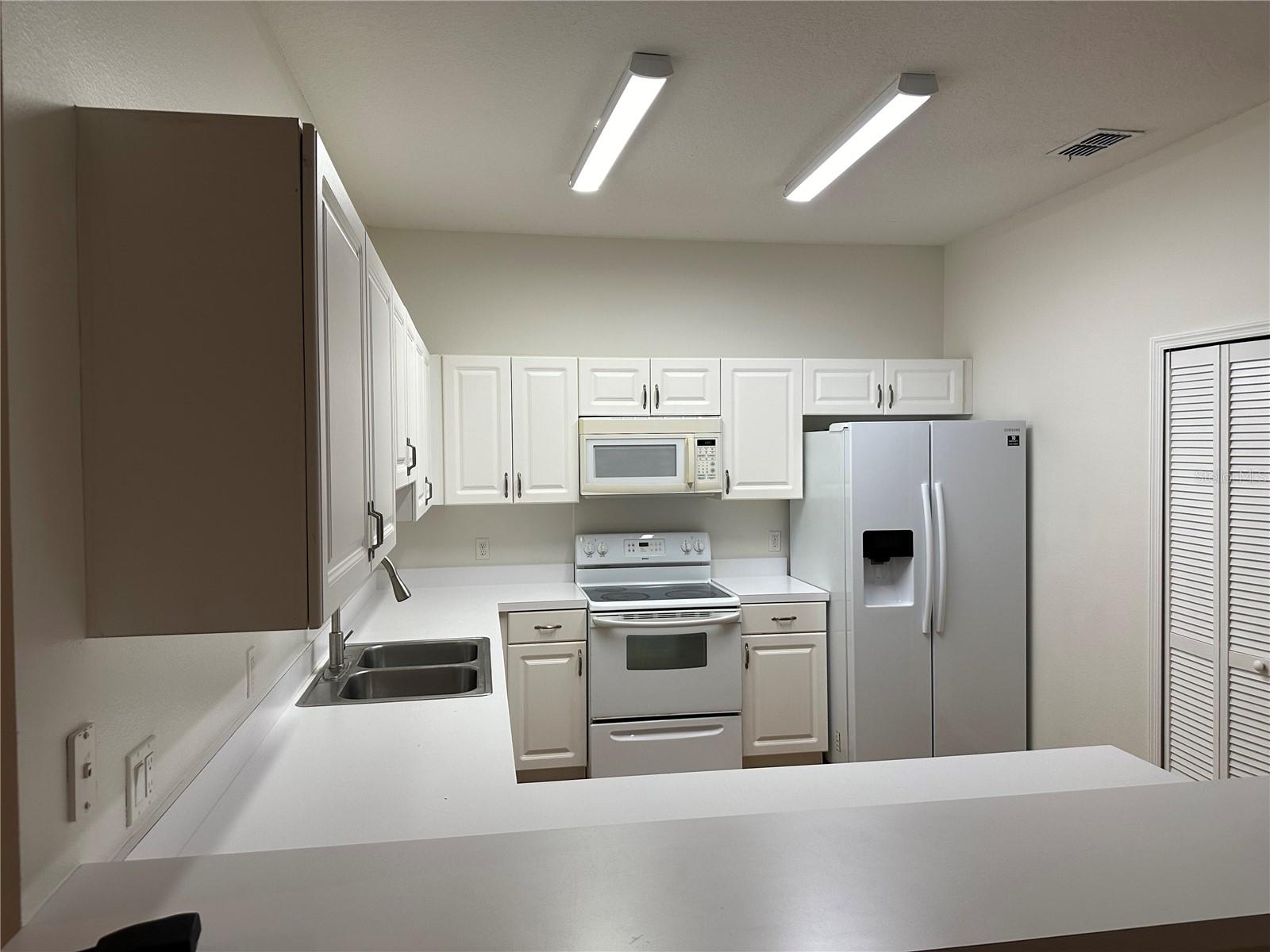 3133 SUN LAKE CT #B, KISSIMMEE, FL, 34747