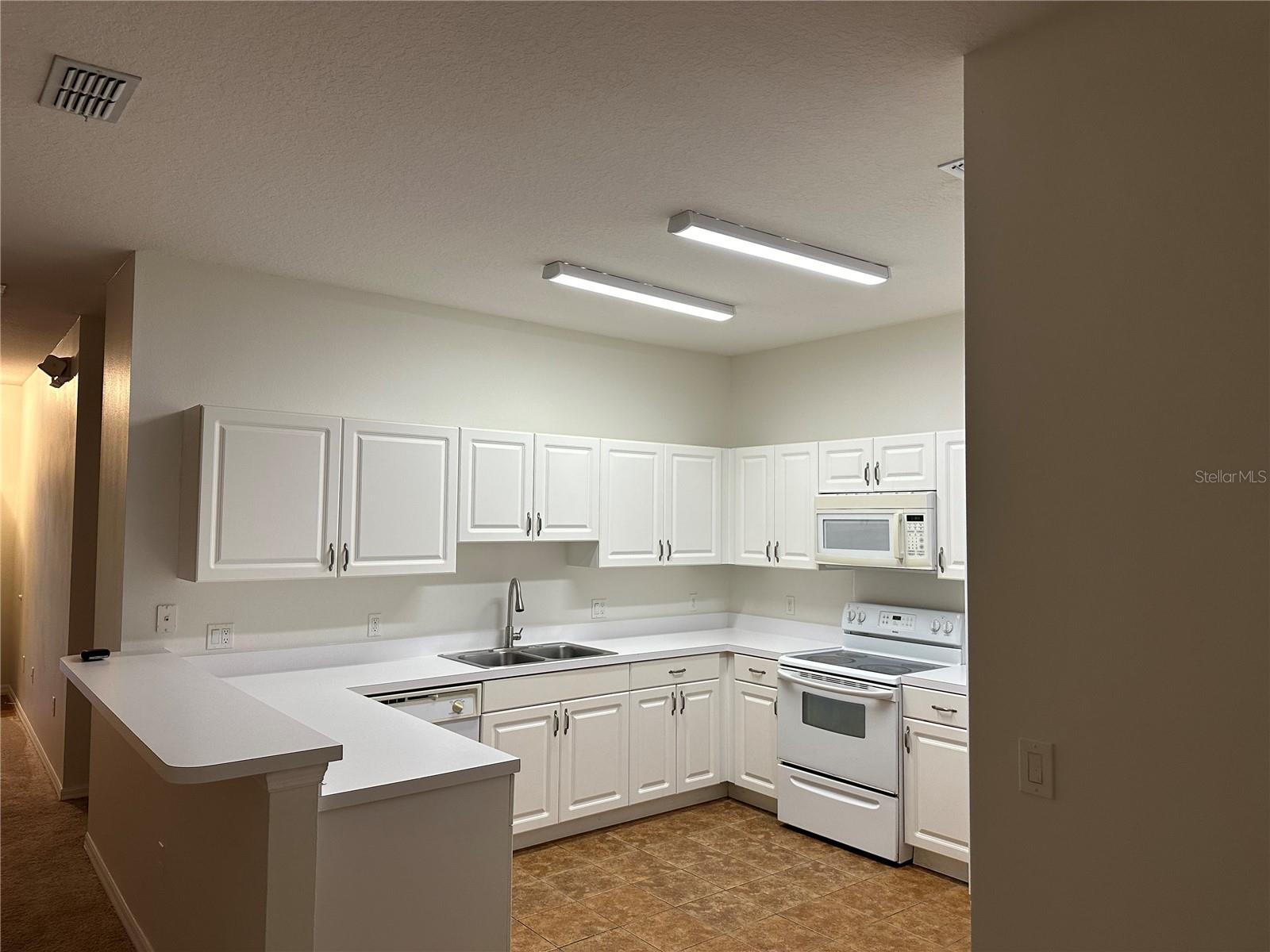 3133 SUN LAKE CT #B, KISSIMMEE, FL, 34747