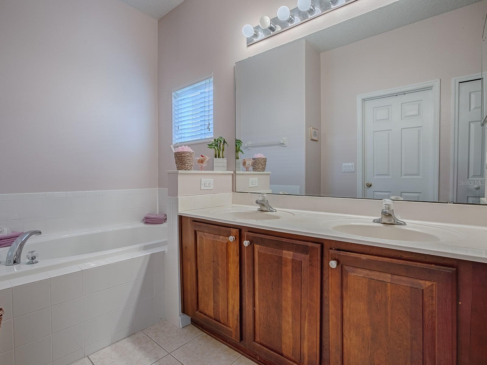 5812 ANSLEY WAY, MOUNT DORA, FL, 32757