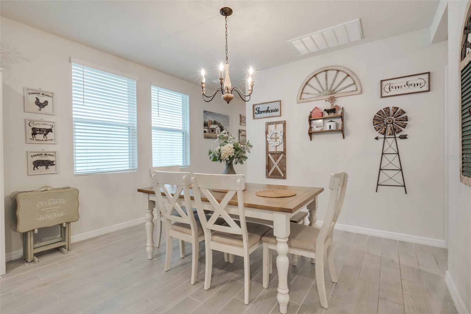 3328 CURLEW AVE, LEESBURG, FL, 34748