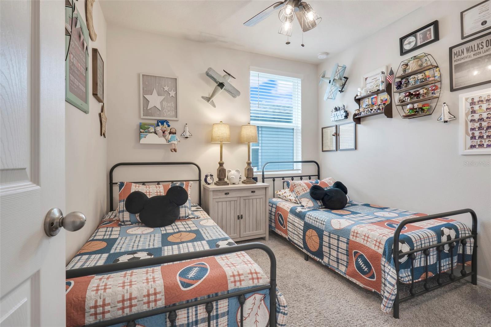 3328 CURLEW AVE, LEESBURG, FL, 34748