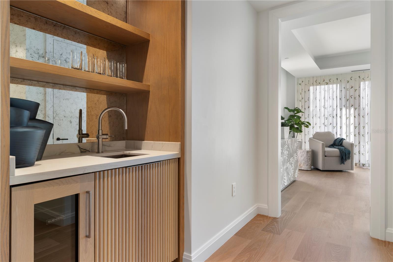 O6276114 Property Photo