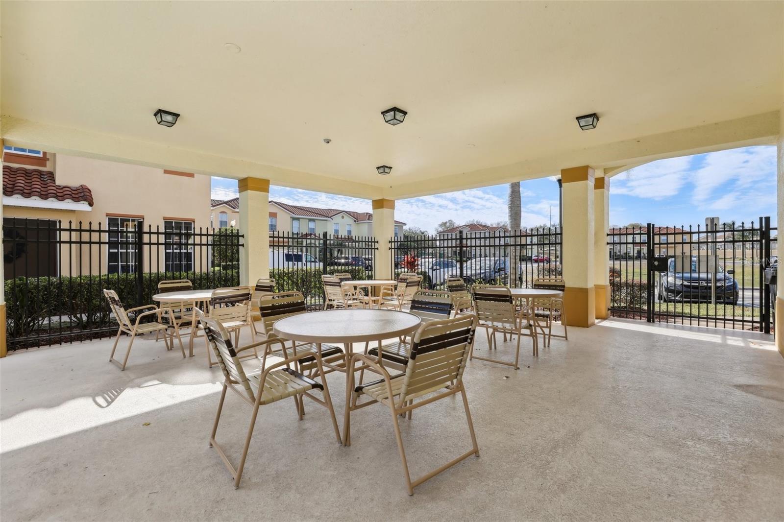 346 MONROE CIR, DAVENPORT, FL, 33896