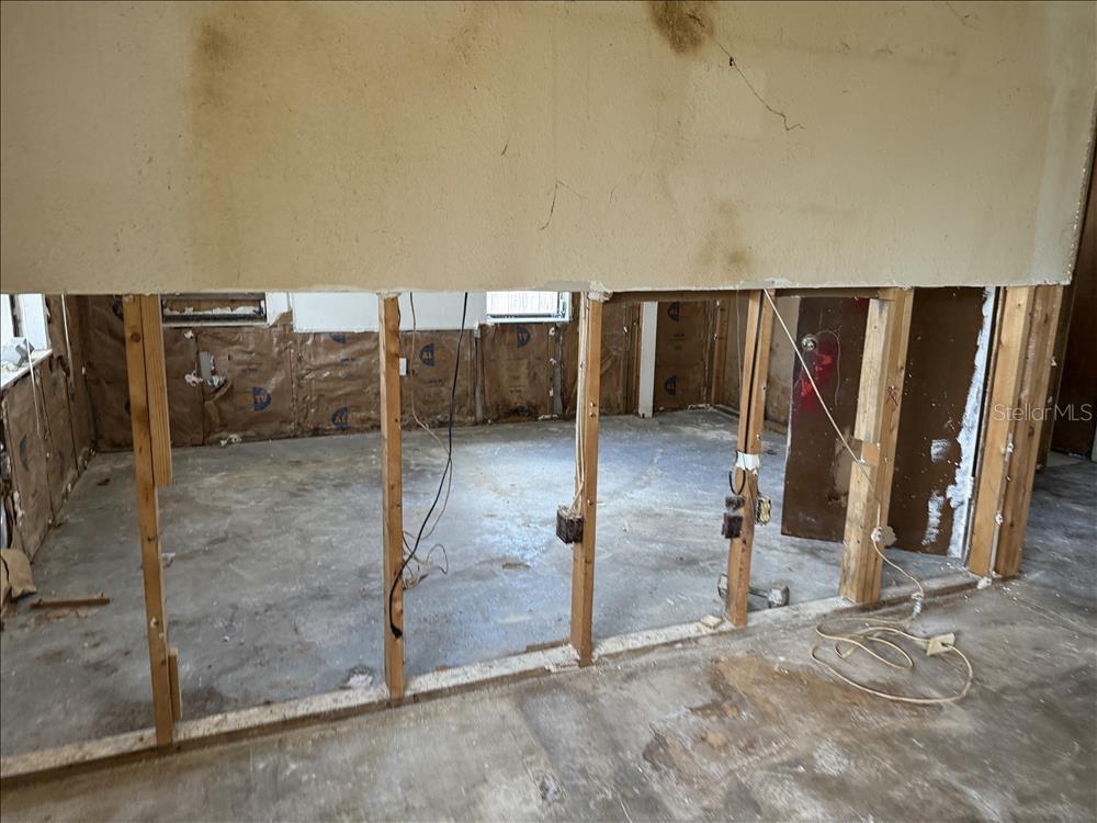 12812 1ST ISLE, HUDSON, FL, 34667