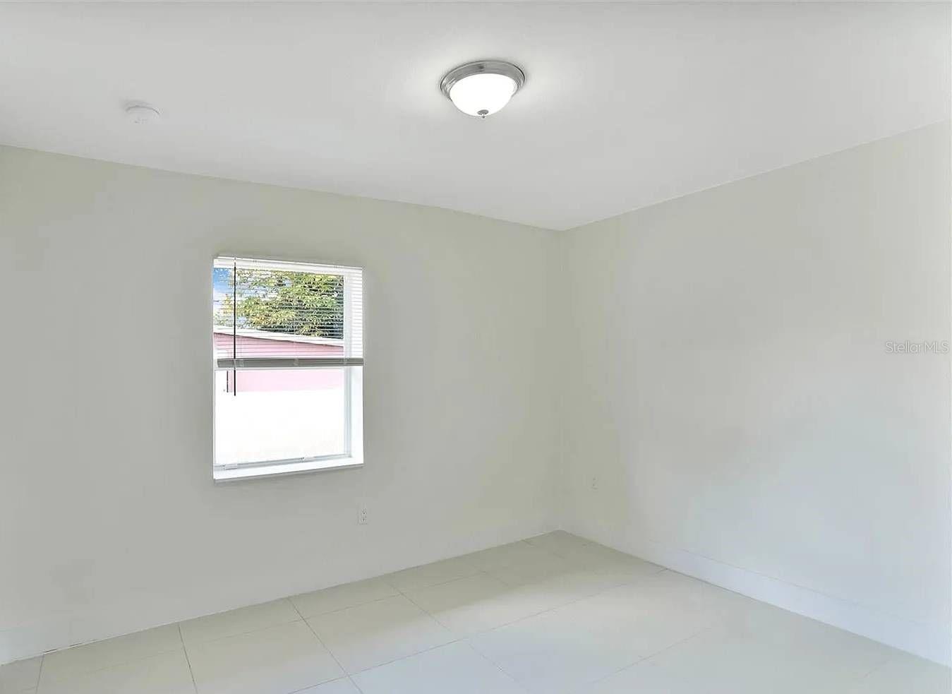 2071 NW 86TH ST, MIAMI, FL, 33147