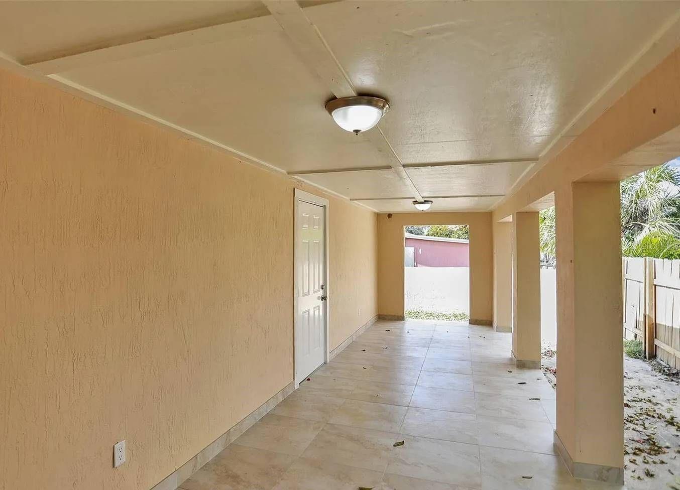 2071 NW 86TH ST, MIAMI, FL, 33147