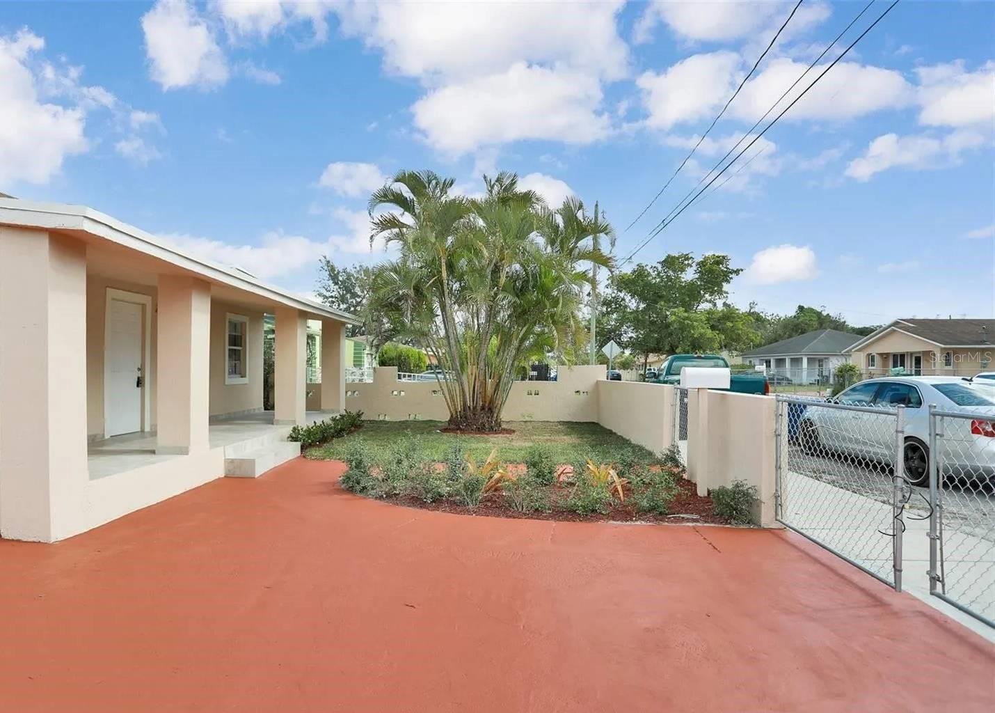 2071 NW 86TH ST, MIAMI, FL, 33147