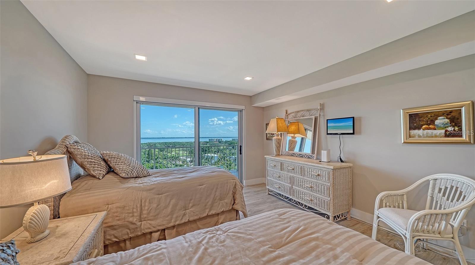 2295 GULF OF MEXICO DR #115S, LONGBOAT KEY, FL, 34228