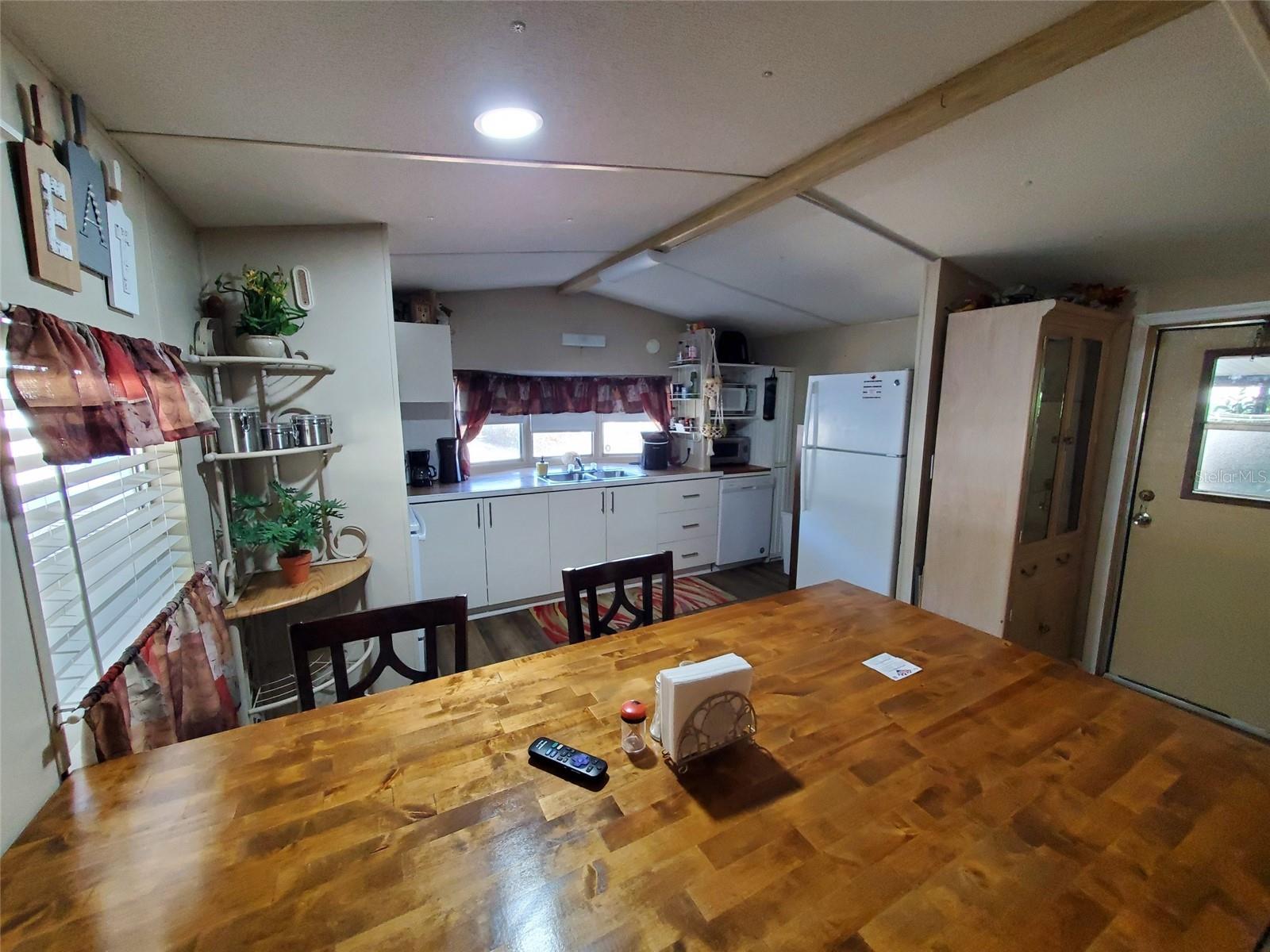 38765 VULCAN CIR, ZEPHYRHILLS, FL, 33542