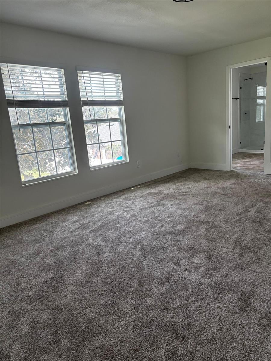 15 E LAUREL ST, APOPKA, FL, 32703