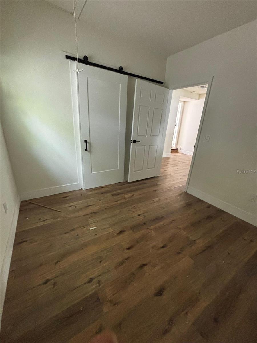 15 E LAUREL ST, APOPKA, FL, 32703