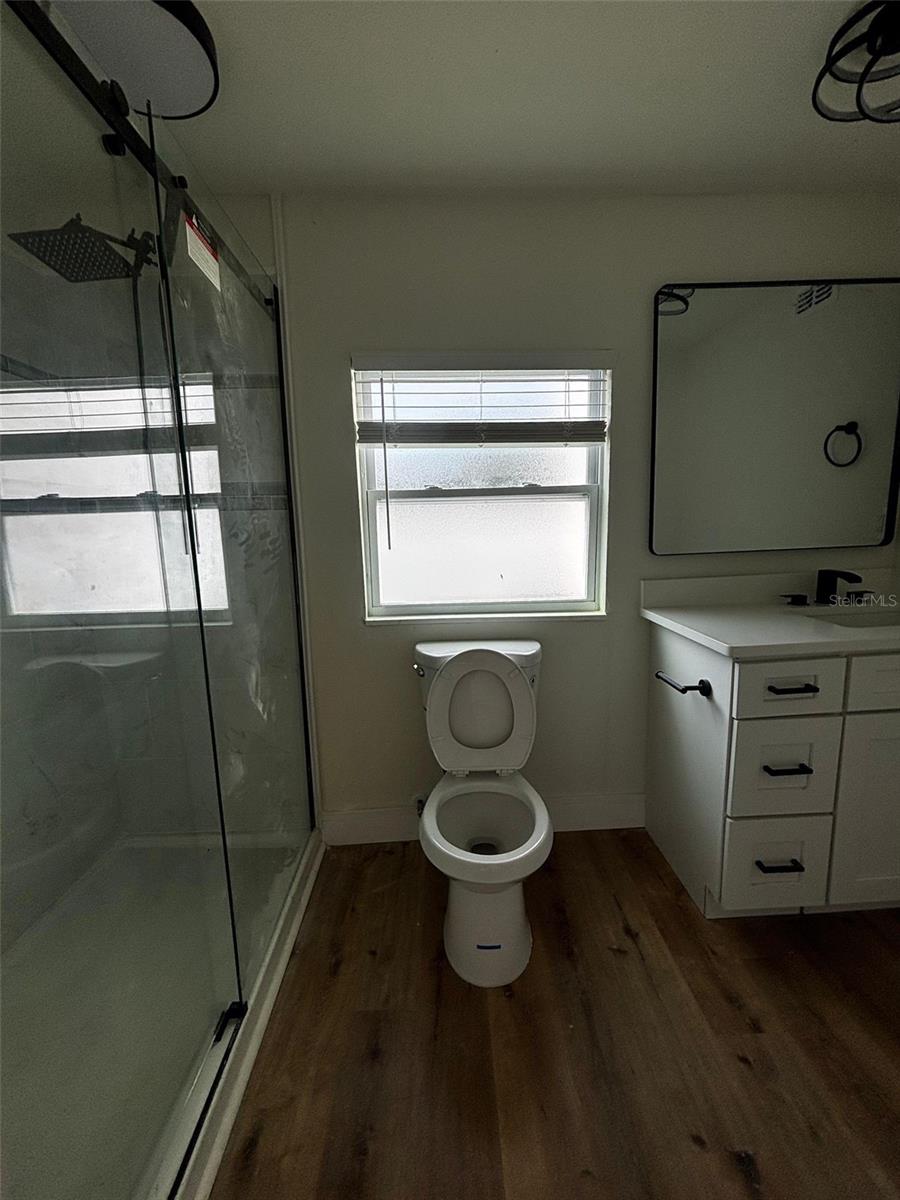 15 E LAUREL ST, APOPKA, FL, 32703