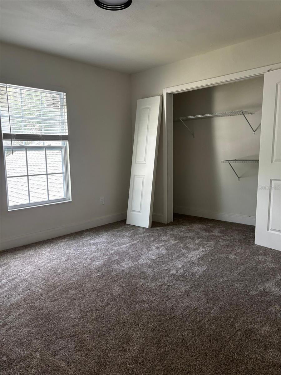 15 E LAUREL ST, APOPKA, FL, 32703