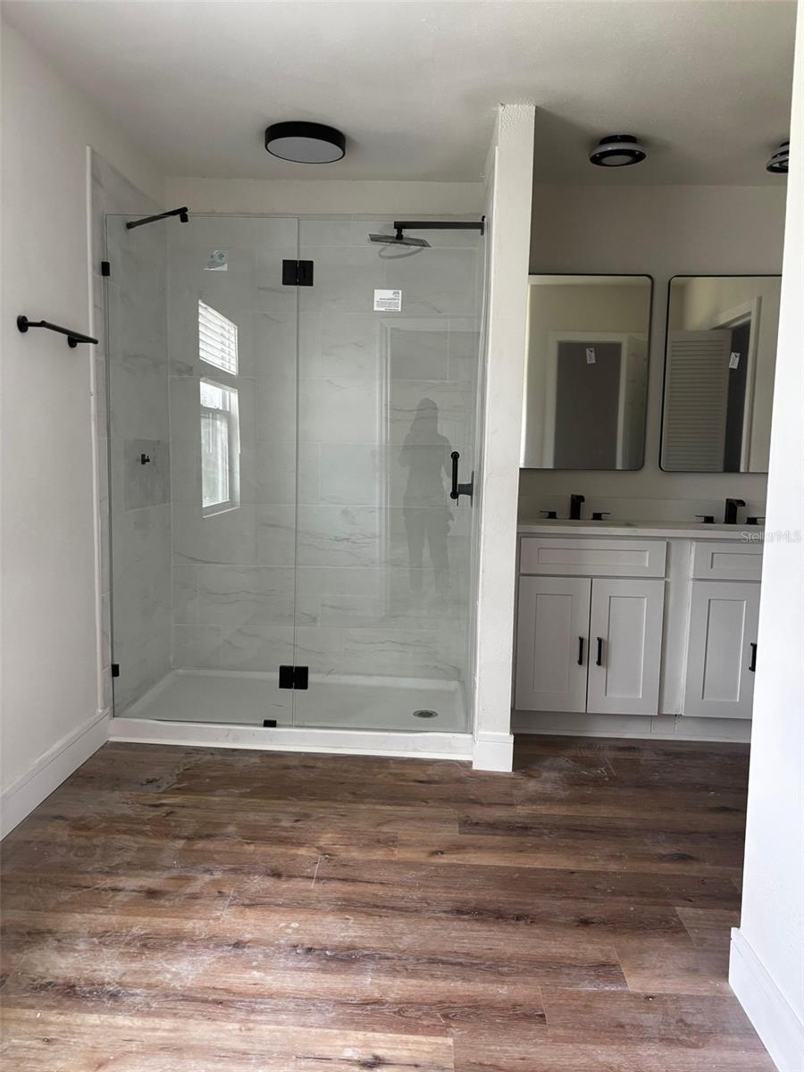 15 E LAUREL ST, APOPKA, FL, 32703