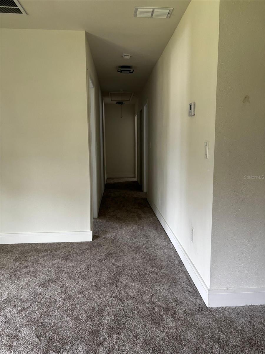 15 E LAUREL ST, APOPKA, FL, 32703