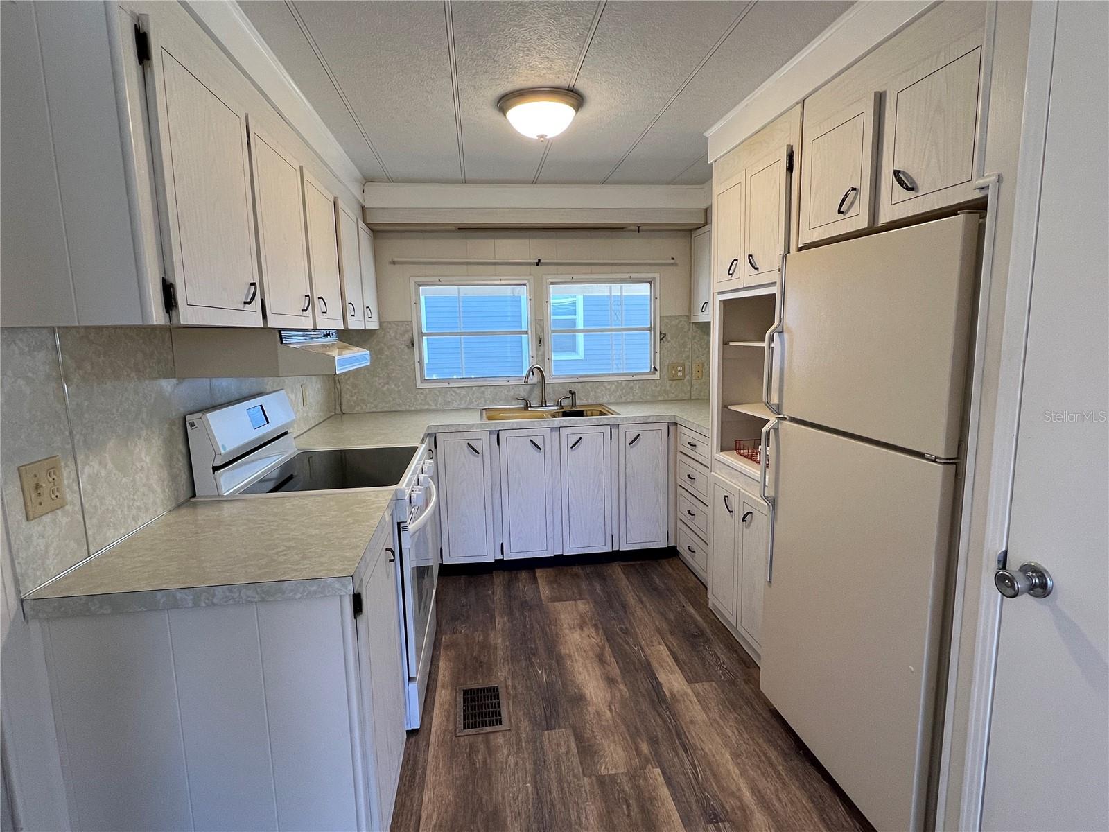 265 INDEPENDENCE AVE #17, PALM HARBOR, FL, 34684