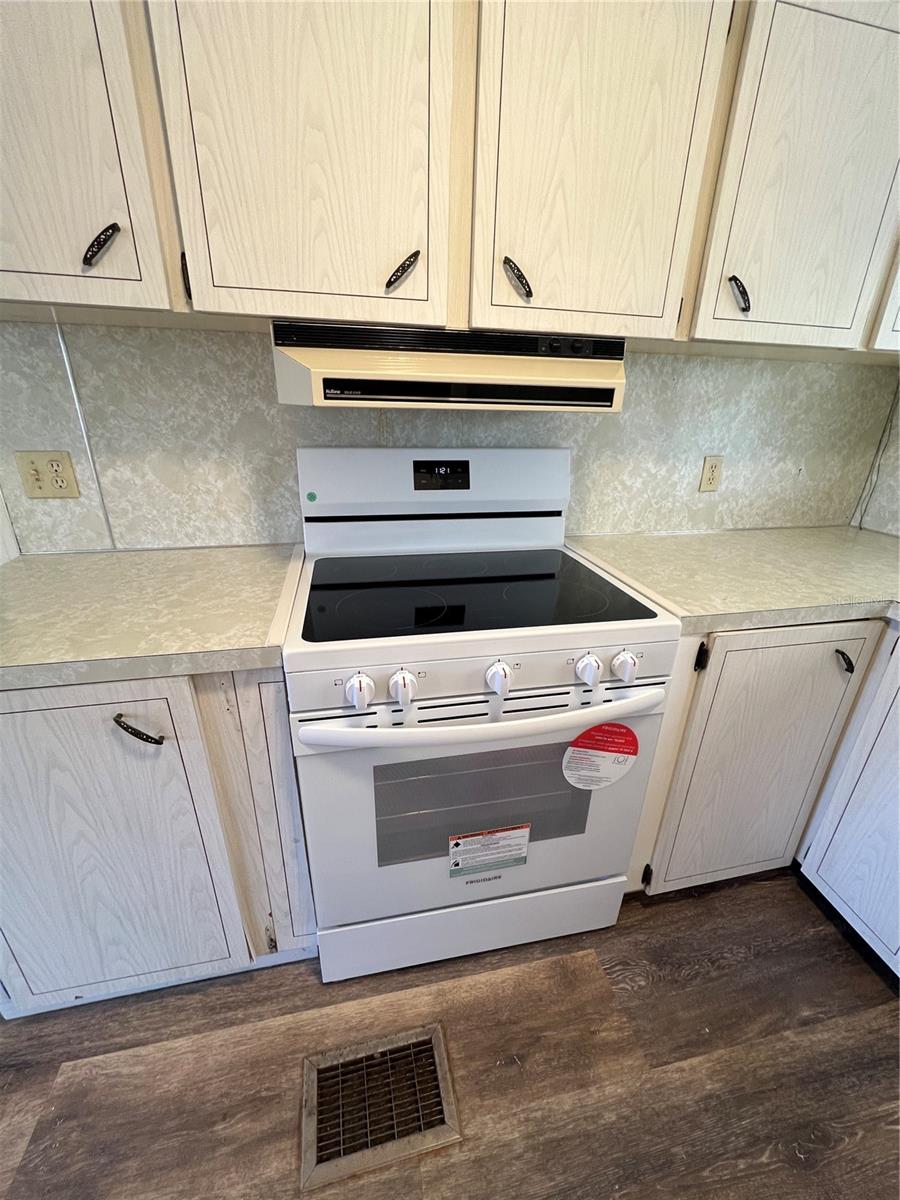 265 INDEPENDENCE AVE #17, PALM HARBOR, FL, 34684