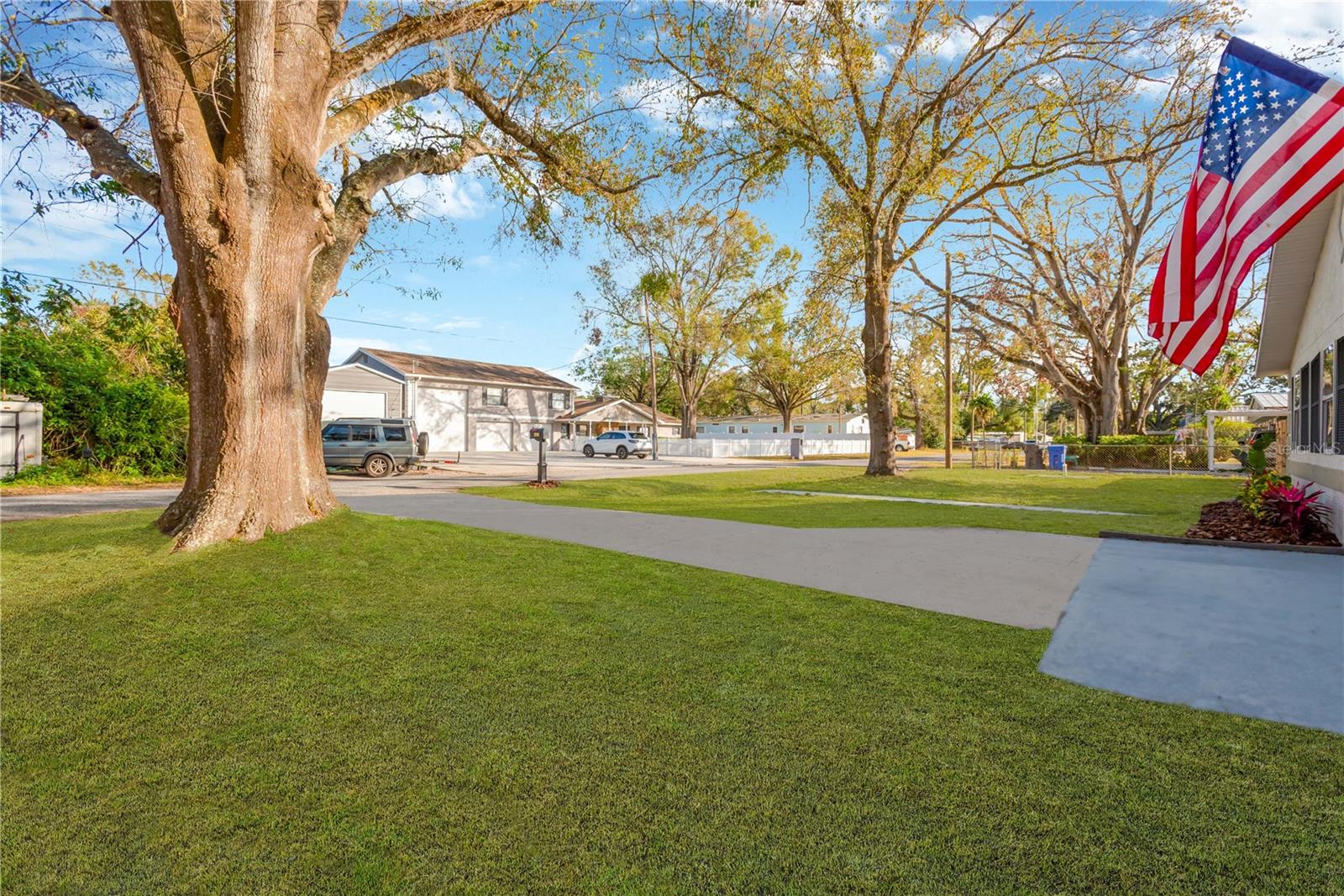 12918 CAMBRIDGE AVE, TAMPA, FL, 33624